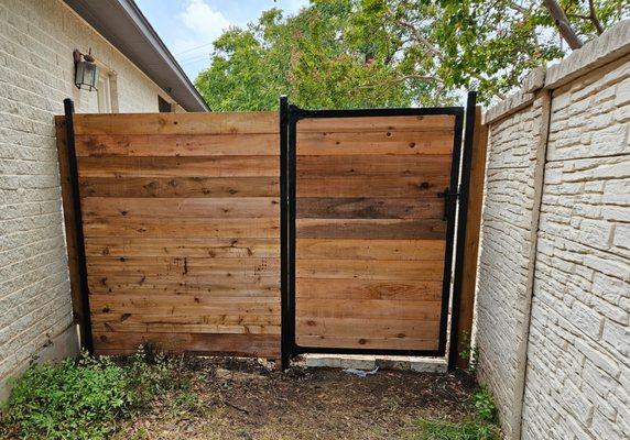 Round Rock Fence and Deck provided a professional and sturdy fence with just the look I wanted.