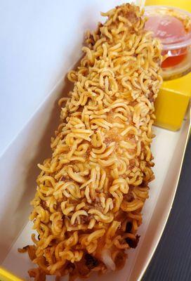 Crispy Ramen Hotdog with mozzarella is so delicious!