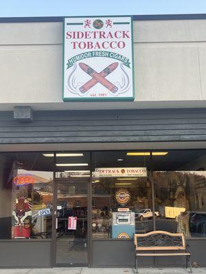 Front entrance of Sidetrack Tobacco. We have plenty of parking, tons of cigars, easy access, right off of Exit 5 in Bristol, VA.