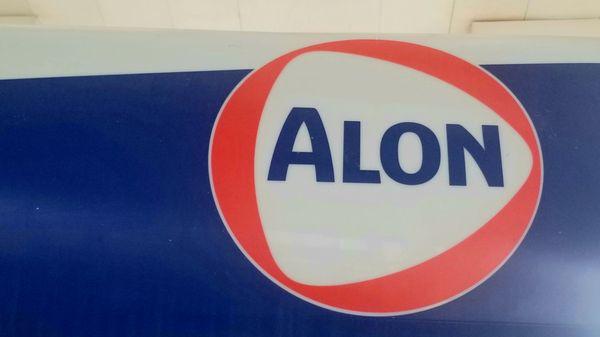 Alon gasoline