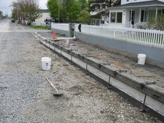 POLY META FORM® CURB & GUTTER