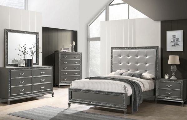 Beautiful Grey Bedroom set!