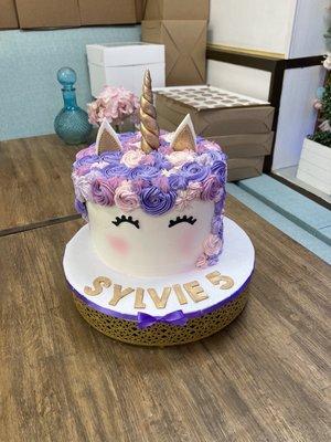 Unicorn cake!