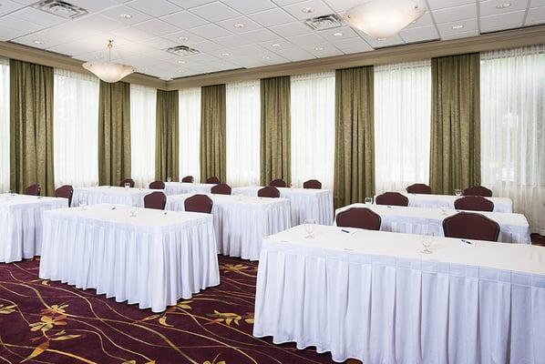 Our flexible meeting accommodations can support small and large events.