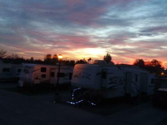 Majestic sky after a rainy January day. Suncrest RV Village. Not the trailer park you hear about at the end of jokes. See for yourself!