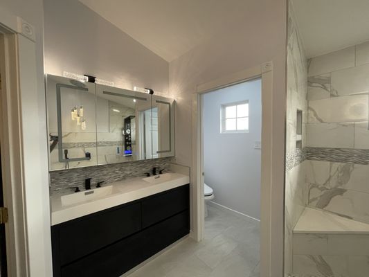 Master bathroom remodel (beautifully)