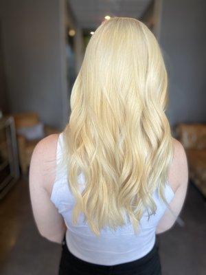 Platinum blonding service