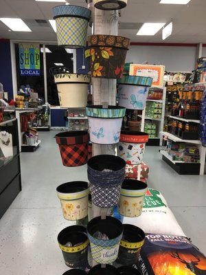 These cute pots are great for gift giving!  Stuff them, wrap them and share them with a friend!