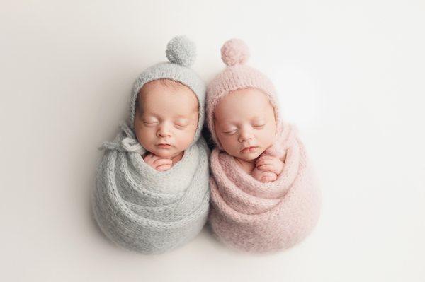 twin newborn shoot