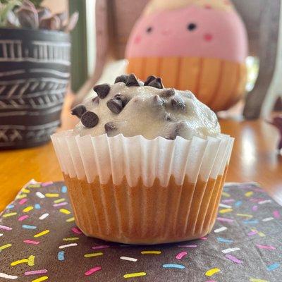 Cannoli cupcakes! A Havertown/Delaware County community favorite!