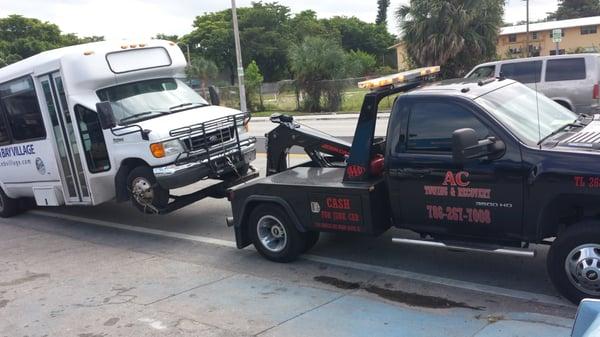 24 hrs towing