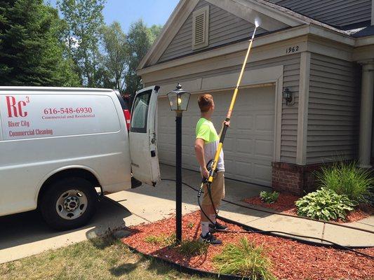 House pressure washing