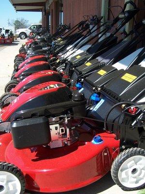 Carthage Saw & Mower carries a variety of Lawn Mowers for you to choose from!