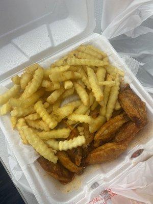 Honey hot wings n fries