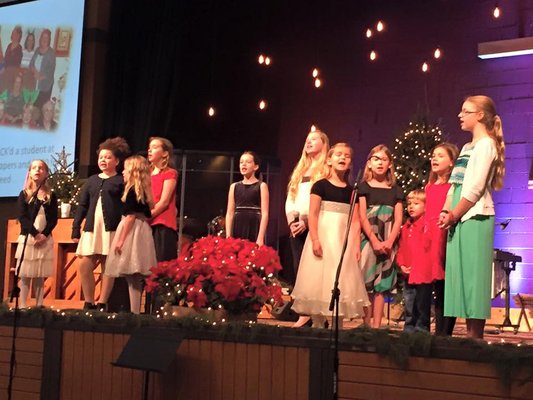 Christmas 2015  kids a singing