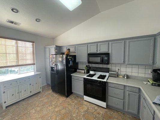 Painting your kitchen cabinets