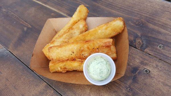 Yuca fries