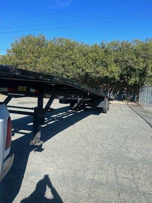 Car hauler trailer