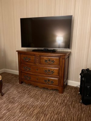 Tv dresser