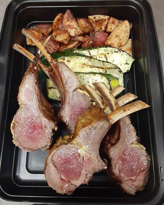 Lamb lollipops with grilled zucchini and roasted potatoes