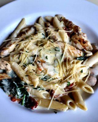 Creamy Penne pasta with chicken, lunch $12