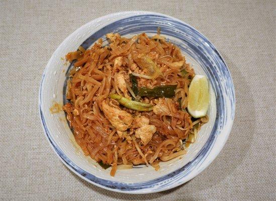 Chicken pad thai - excellent