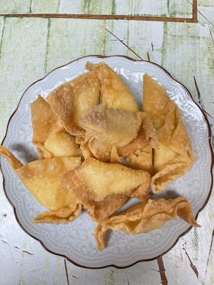 Fried cheese wonton, really crispy!