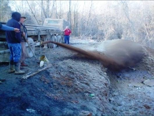 Open Flow on an Oil Well, KY, 2008