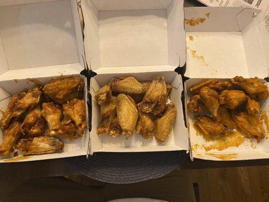 Bogo tues wings (15/15). 3x flavors 10 each l-r: asian zing, dry lemon pepper, spicy garlic