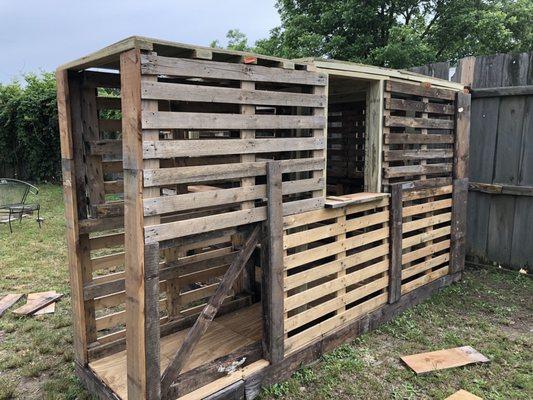 Fort really came together! Just have the climbing wall to the upper deck and the railings to do now