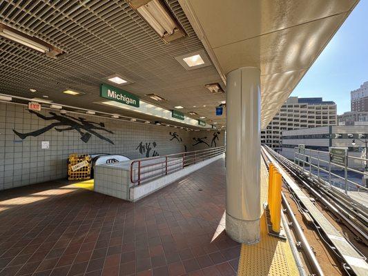 The Detroit People Mover