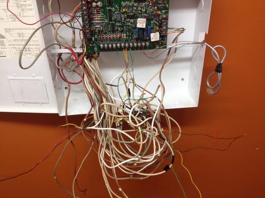 What some companies call a quality install really is a rat's nest!