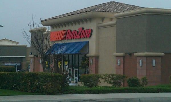 Store front from Sierra Lakes Pkwy & Citrus