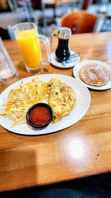 Southwestern omelet with pancakes