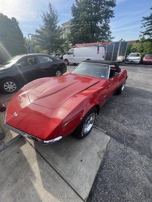 69-72 ? Corvette waiting for repair