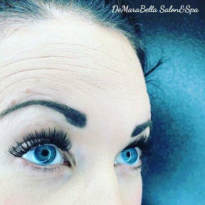 Beautiful blue eyes! Lashes are a bonus!