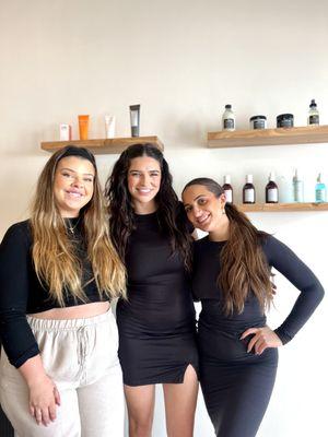 Tenaya, Sierra, Jade - super fun ladies to be with while you're in your foils!