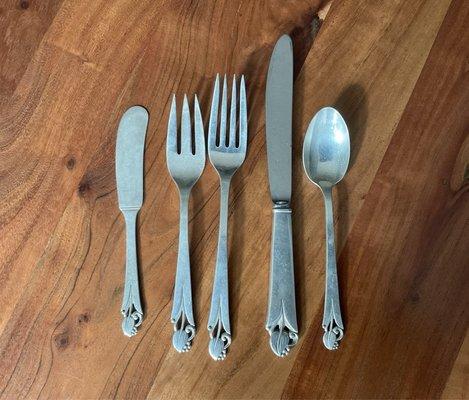 sterling silverware place setting