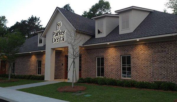 Exterior view of our dental office's University Blvd location in Mobile