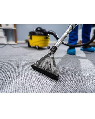 We offer carpet shampooing services!