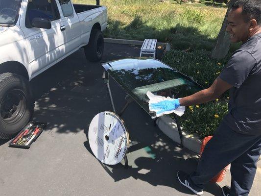 Toyota Tacoma mobile windshield replacement in Elk Grove, California 95757