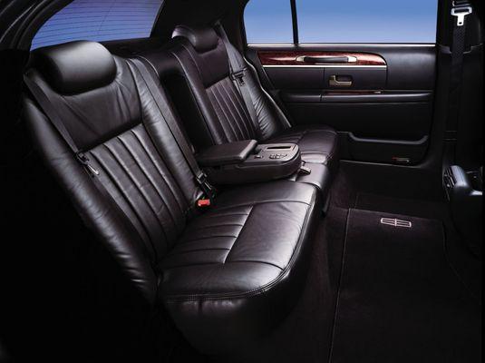 Los Angeles limousine company that delivers on its promise of timeliness and comfort every time.