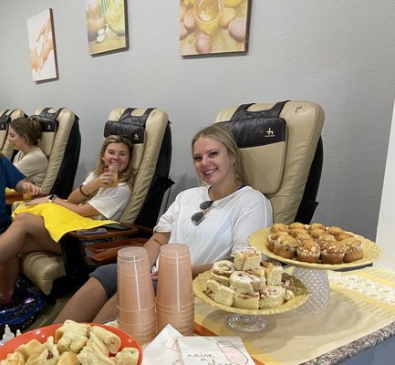 Bridal Mani / Pedi Party