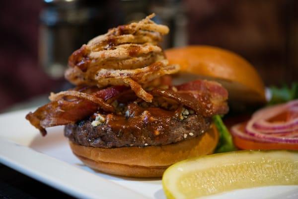 Enjoy a delicious burgers in Denver, CO