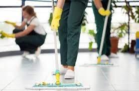 Deep Cleaning
The deep clean is for busy homeowners who want their to-do list empty & house spotless.