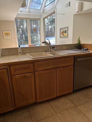 This image showcases a kitchen where general cleaning services were provided.