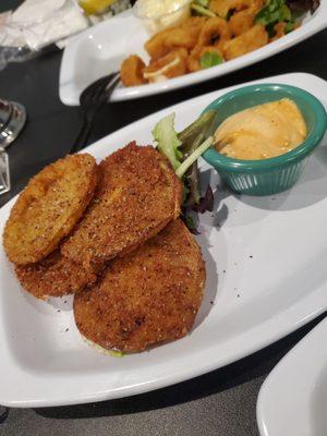 Fried green tomatoes