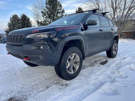 2019 Jeep Cherokee Trailhawk "Captain EO 2.0" with the MFC+ lift and Dobinsons suspension. 32" Falken WildPeaks