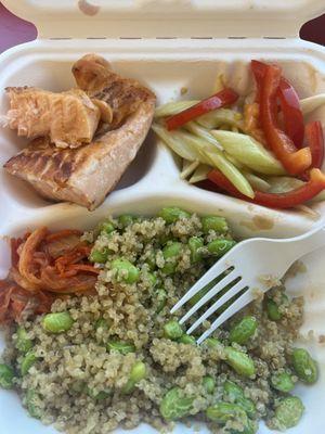 Salmon , quinoa , kimchi and so much more !! Yum yum #henrystakeoutdelish