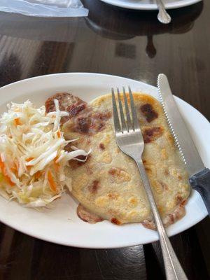 Pupusa de queso y Pupusa frijol y queso